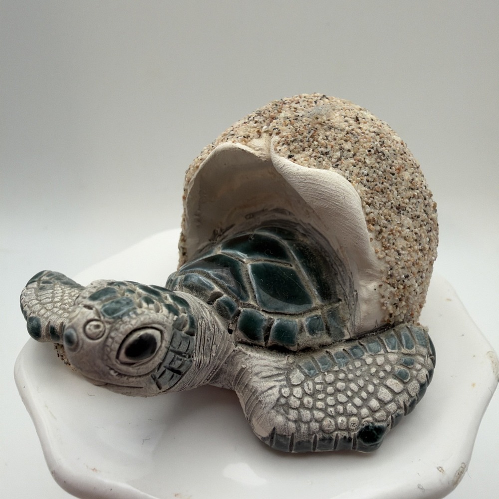 Vintage Peru Folk Art Handmade Enamel Clay Baby Sea Turtle Hatchling Figurine